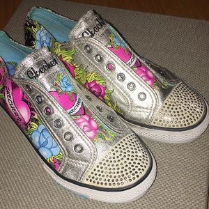 New Skechers 8.5 Women’s Sneakers Glitter Sparkle Hearts & Roses Rare Silver Fun
